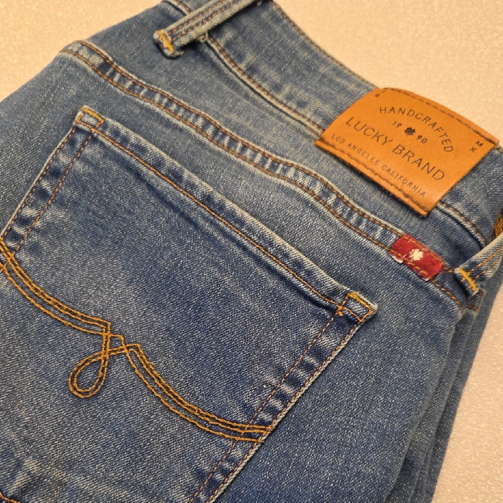 Lucky Brand Ladies LEYLA BOOT CUT Denim Jeans